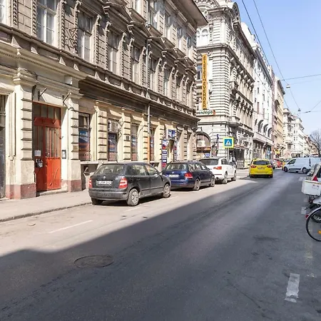 Prime Midtown Appartement